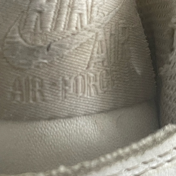 White OG, vintage Air Jordan Nike size 9 high top - Picture 6 of 14